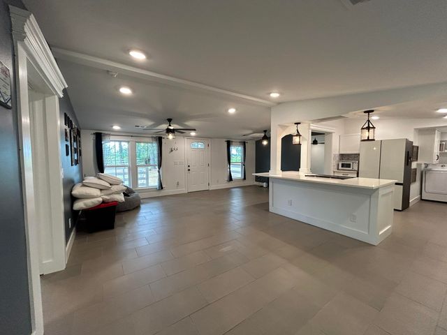 1033 Dawson Street, Eutawville, SC 29048