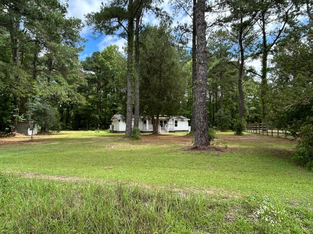 1033 Dawson Street, Eutawville, SC 29048