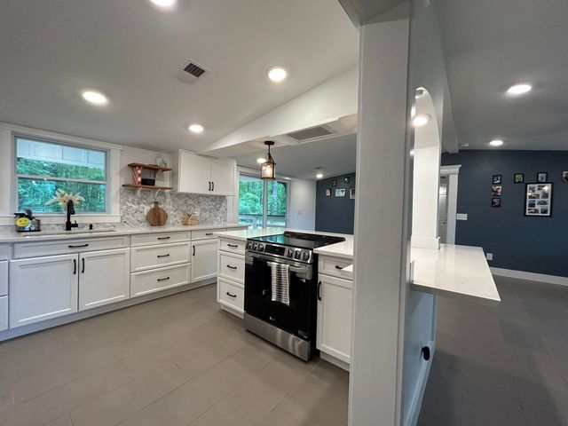1033 Dawson Street, Eutawville, SC 29048