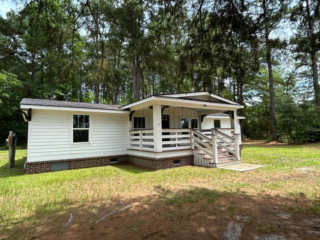 1033 Dawson Street, Eutawville, SC 29048
