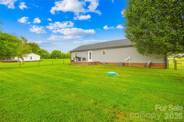 2251 Rock Dam Road, Lincolnton, NC 28092