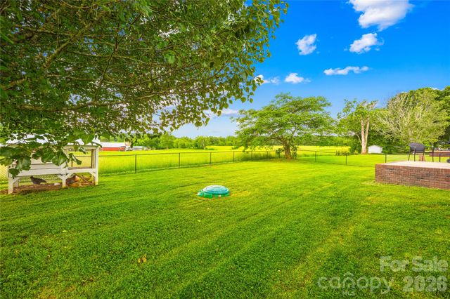 2251 Rock Dam Road, Lincolnton, NC 28092