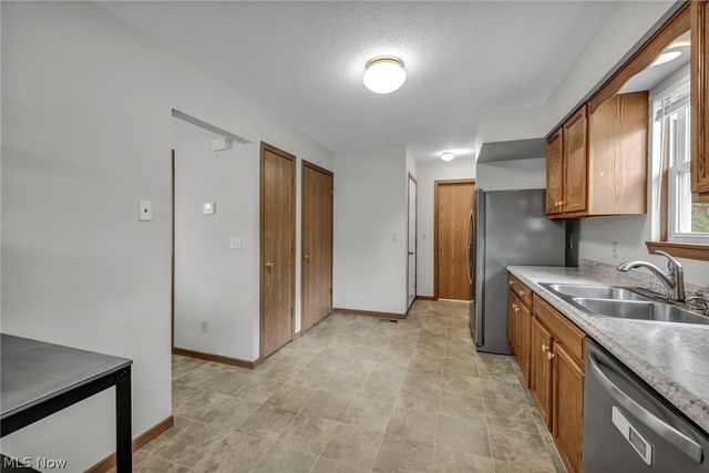 74 Stockwell Street, Painesville, OH 44077