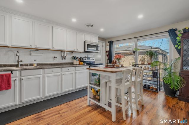 62 Highland Drive, Ledyard, CT 06339