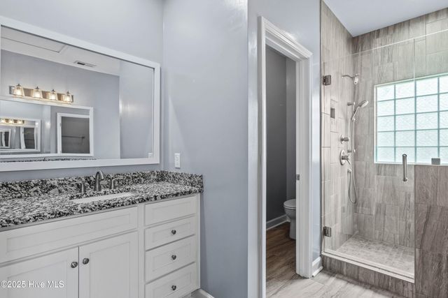 305 Weatherford Drive, Jacksonville, NC 28540