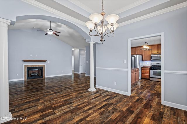 305 Weatherford Drive, Jacksonville, NC 28540