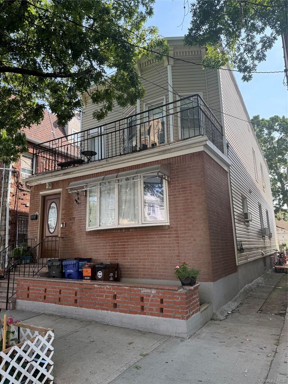 94-37 112th Street, Richmond Hill S., NY 11419 — photo 2