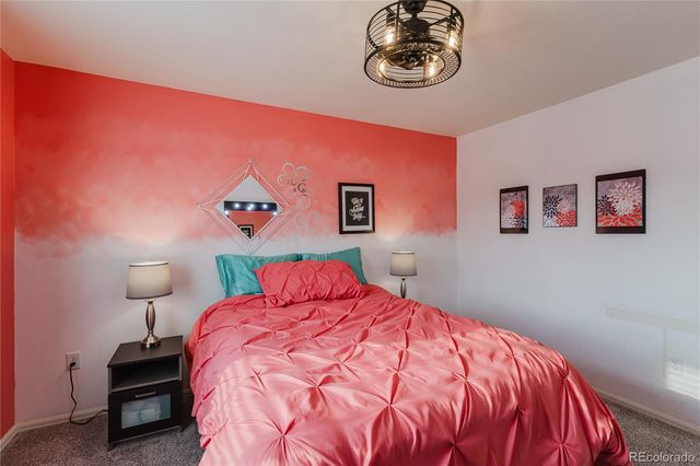 223 S New Castle Way, Aurora, CO 80018