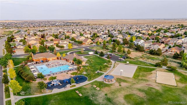 223 S New Castle Way, Aurora, CO 80018
