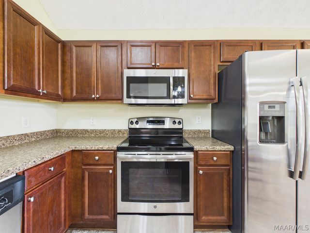 1637 BUENA VISTA Boulevard, Prattville, AL 36067