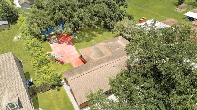 3202 Mckinney Drive, La Marque, TX 77568