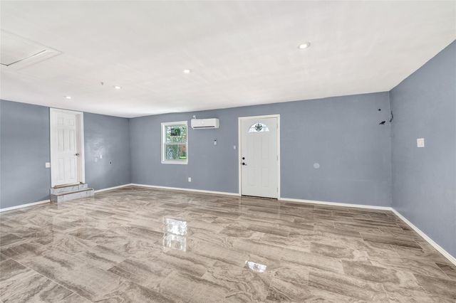 3202 Mckinney Drive, La Marque, TX 77568