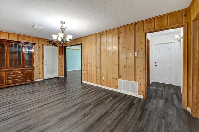 3202 Mckinney Drive, La Marque, TX 77568