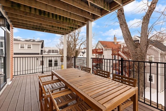 18 Porter St. 2, Boston, MA 02130