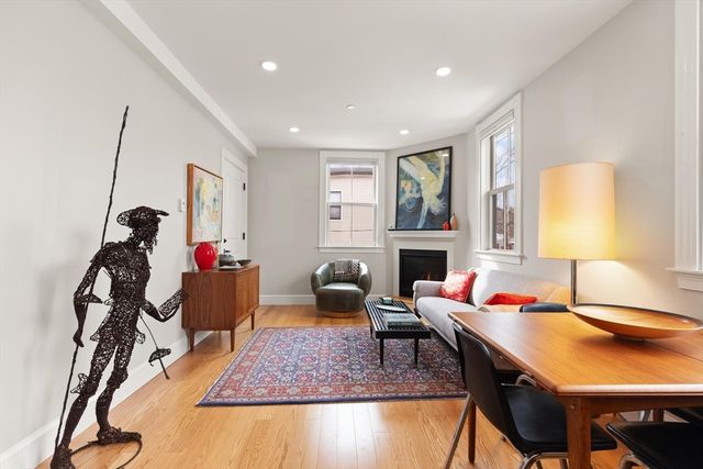 18 Porter St. 2, Boston, MA 02130