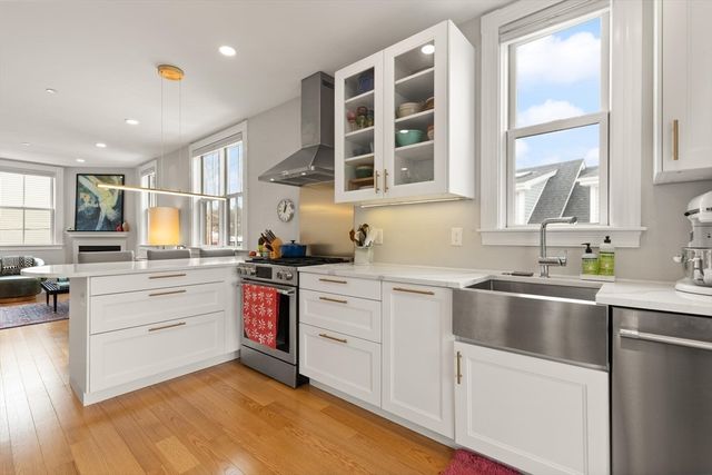 18 Porter St. 2, Boston, MA 02130