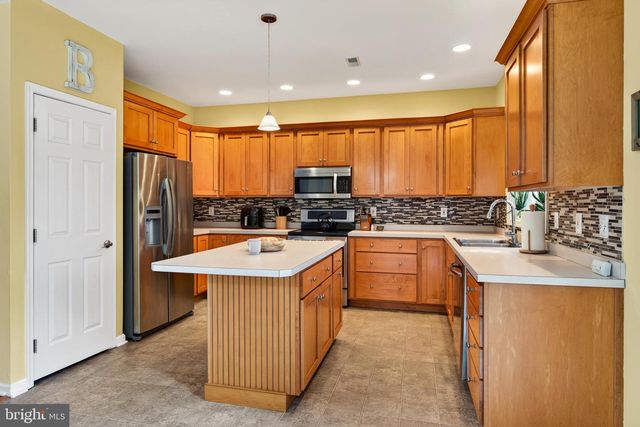 703 GREEN ST, Bridgeport, PA 19405
