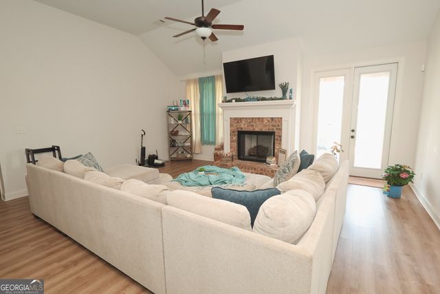 110 Gwendolyn Avenue, Perry, GA 31069