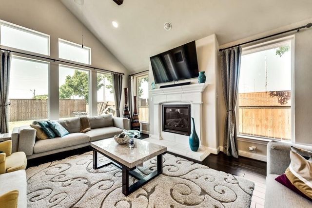 900 Nathanael Greene Court, Aubrey, TX 76227