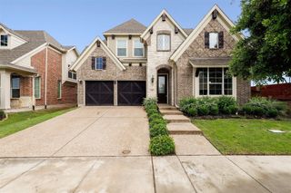 900 Nathanael Greene Court, Aubrey, TX 76227