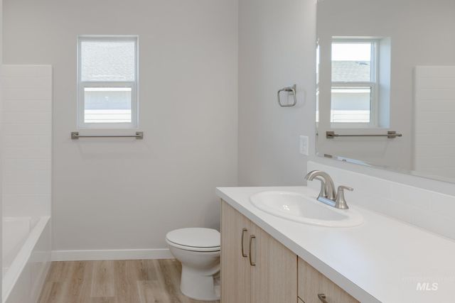 525 Waverly Ave, Middleton, ID 83644