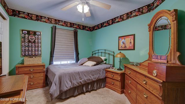 29 Hummingbird Court, Marlboro, NJ 07746