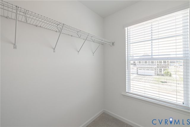 238 Winterberry Dr, Louisa, VA 22942
