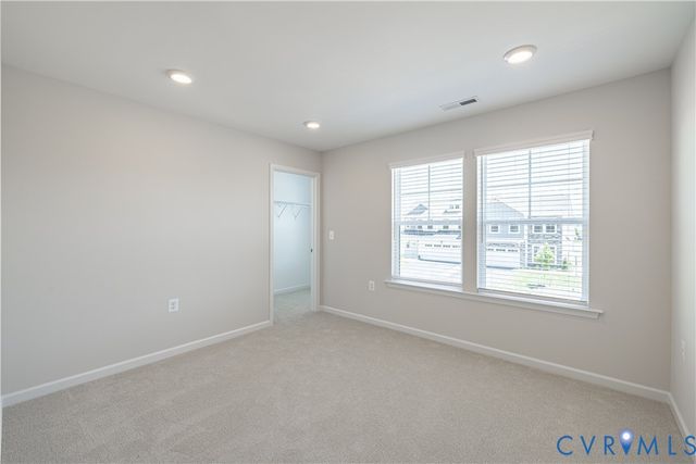 238 Winterberry Dr, Louisa, VA 22942
