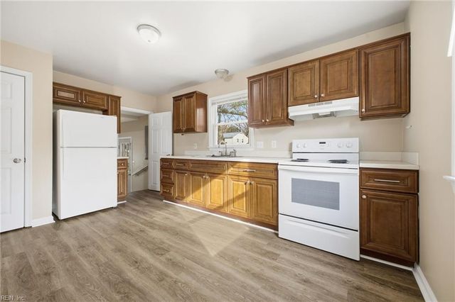 211 Madrid DR, Hampton, VA 23669