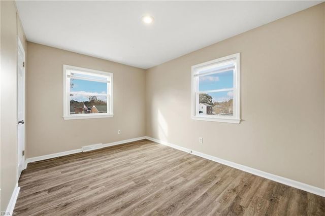 211 Madrid DR, Hampton, VA 23669