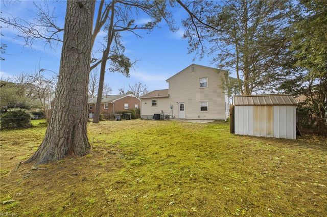 211 Madrid DR, Hampton, VA 23669