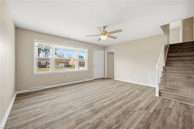 211 Madrid DR, Hampton, VA 23669