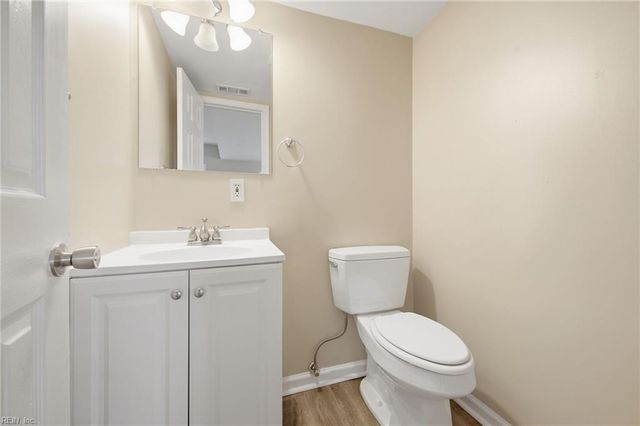 211 Madrid DR, Hampton, VA 23669