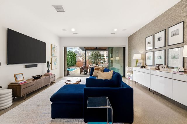 9360 Lakemont Drive, Dallas, TX 75220