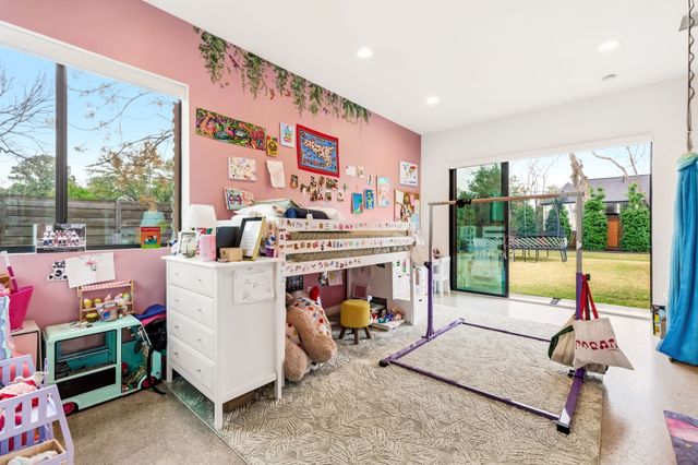 9360 Lakemont Drive, Dallas, TX 75220