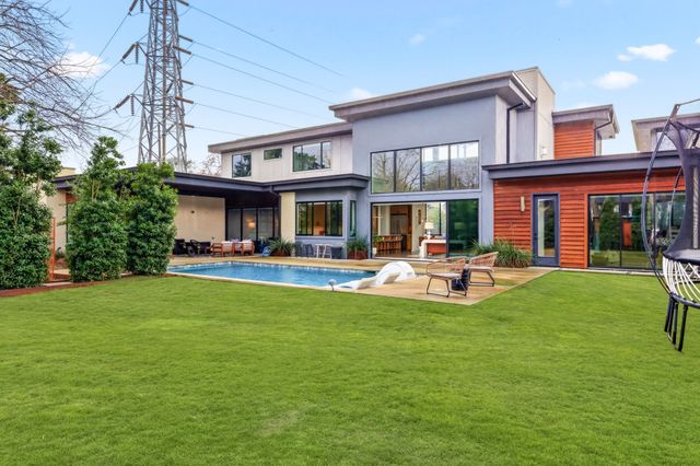 9360 Lakemont Drive, Dallas, TX 75220