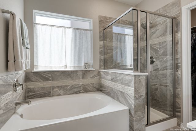 26018 Los Mirasoles, Boerne, TX 78015