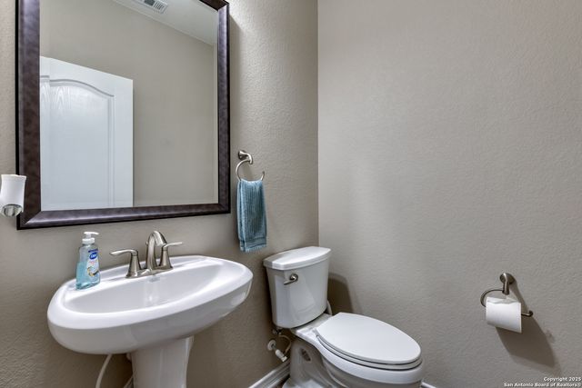 26018 Los Mirasoles, Boerne, TX 78015