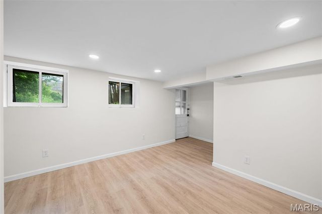 6630 Elmer Avenue, St Louis, MO 63109