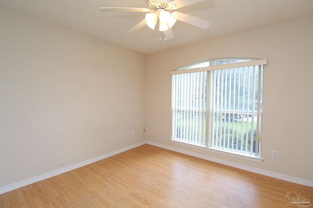 4150 Oak Pointe Dr, Gulf Breeze, FL 32563