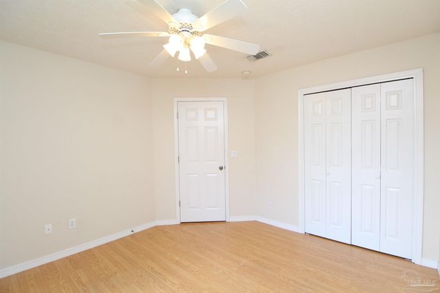 4150 Oak Pointe Dr, Gulf Breeze, FL 32563