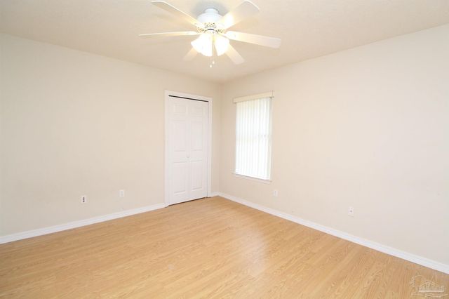 4150 Oak Pointe Dr, Gulf Breeze, FL 32563