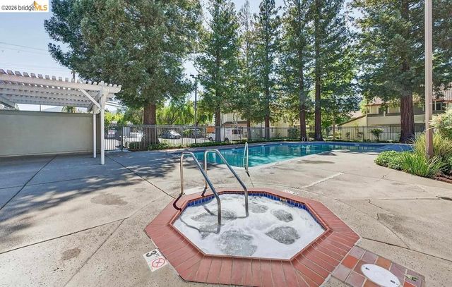1505 Kirker Pass Rd 214, Concord, CA 94521