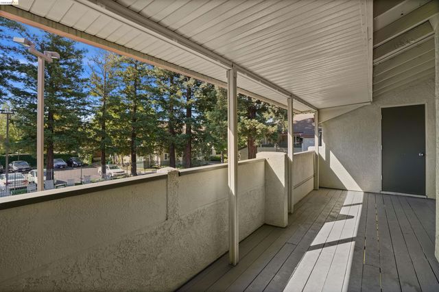 1505 Kirker Pass Rd 214, Concord, CA 94521
