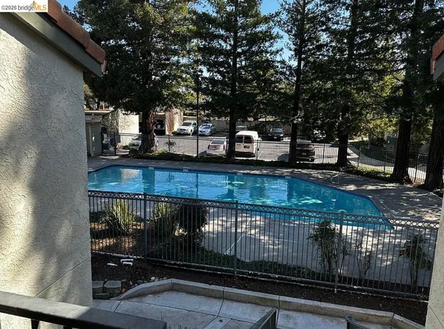 1505 Kirker Pass Rd 214, Concord, CA 94521
