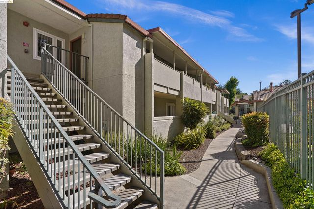 1505 Kirker Pass Rd 214, Concord, CA 94521