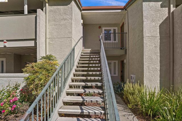 1505 Kirker Pass Rd 214, Concord, CA 94521