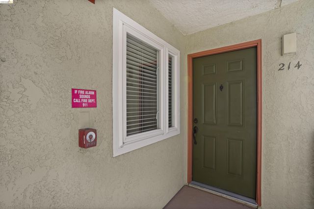1505 Kirker Pass Rd 214, Concord, CA 94521