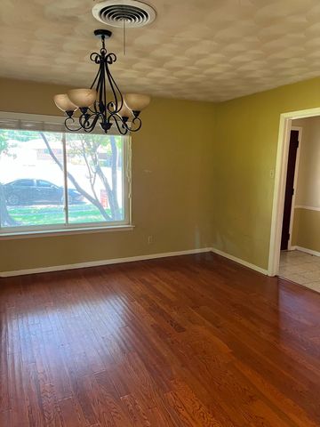 1116 Atlanta Circle, Garland, TX 75041