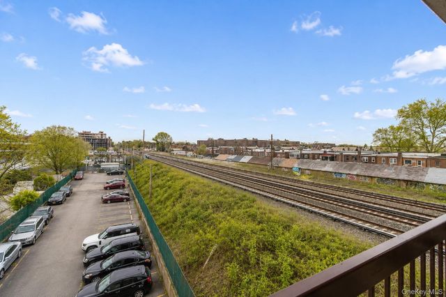 87-30 62nd Avenue 4G, Rego Park, NY 11374